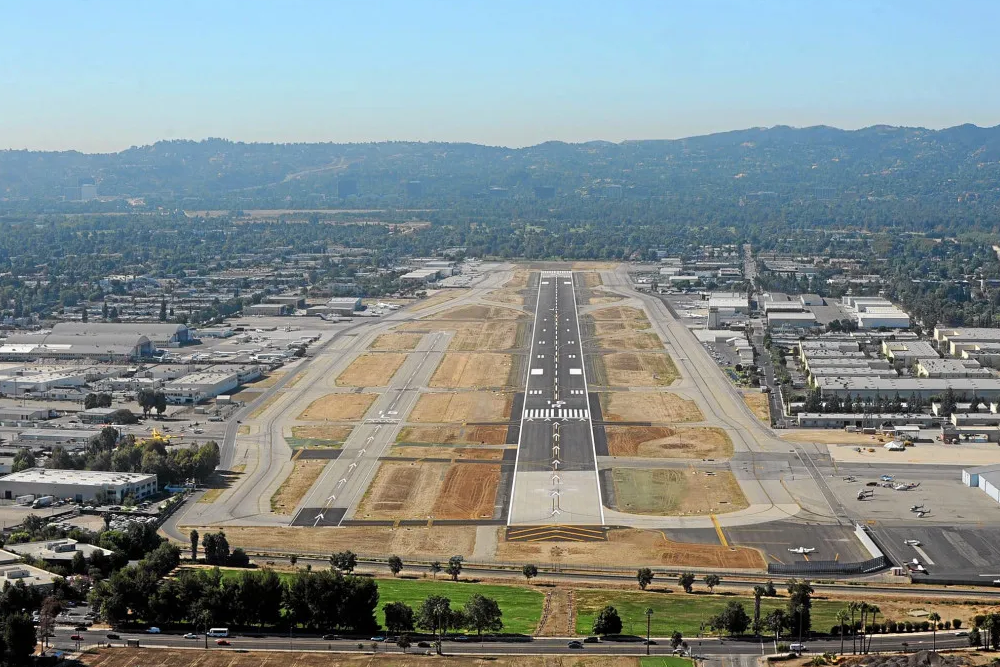 Van Nuys Airport transportation